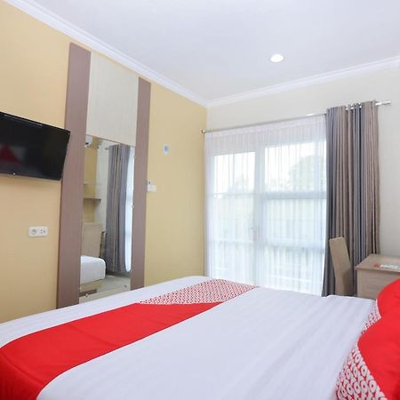 Hotel Oyo 583 Puri Gejayan Asri Syariah Kejayan Exterior foto