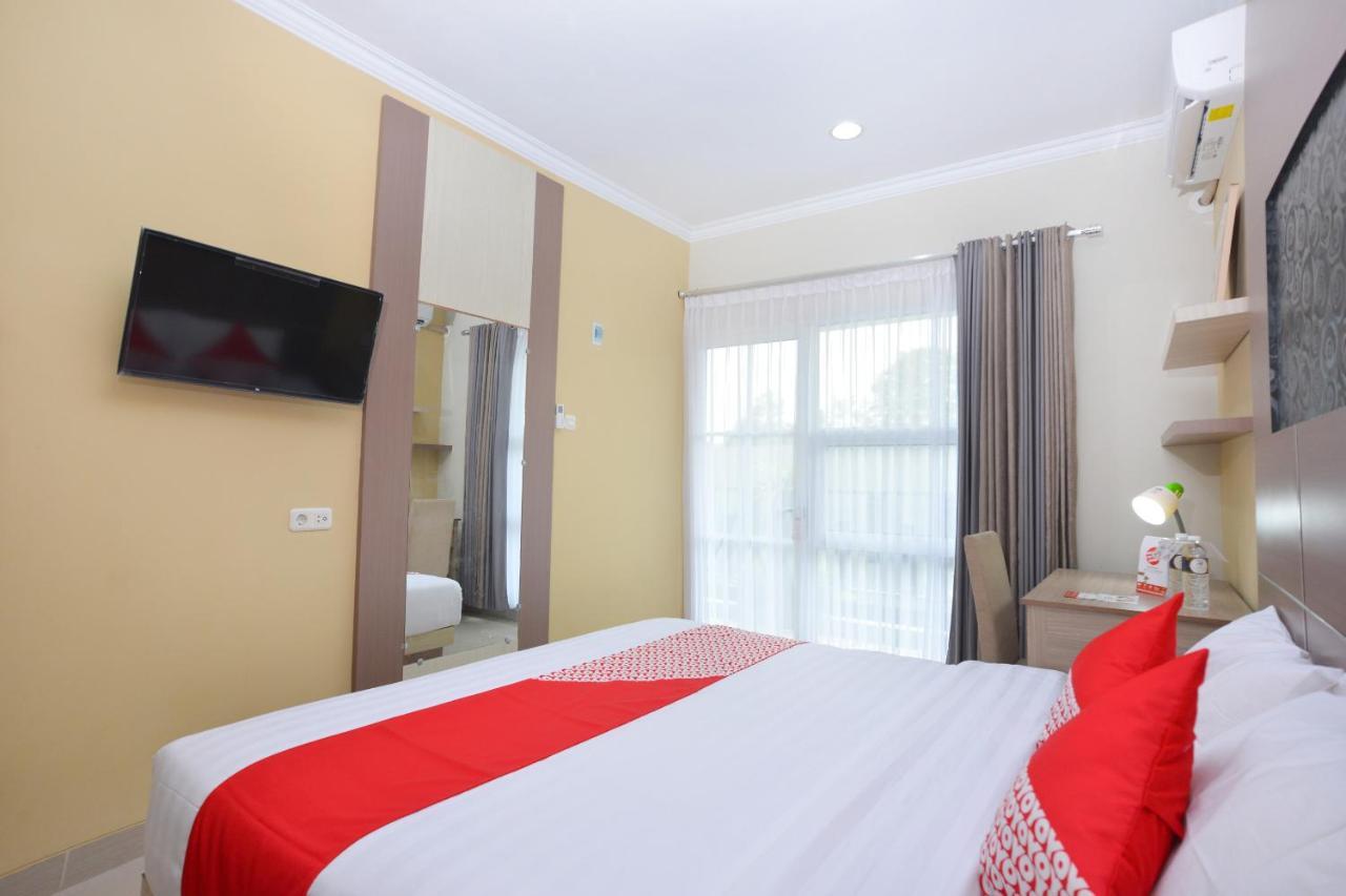 Hotel Oyo 583 Puri Gejayan Asri Syariah Kejayan Exterior foto